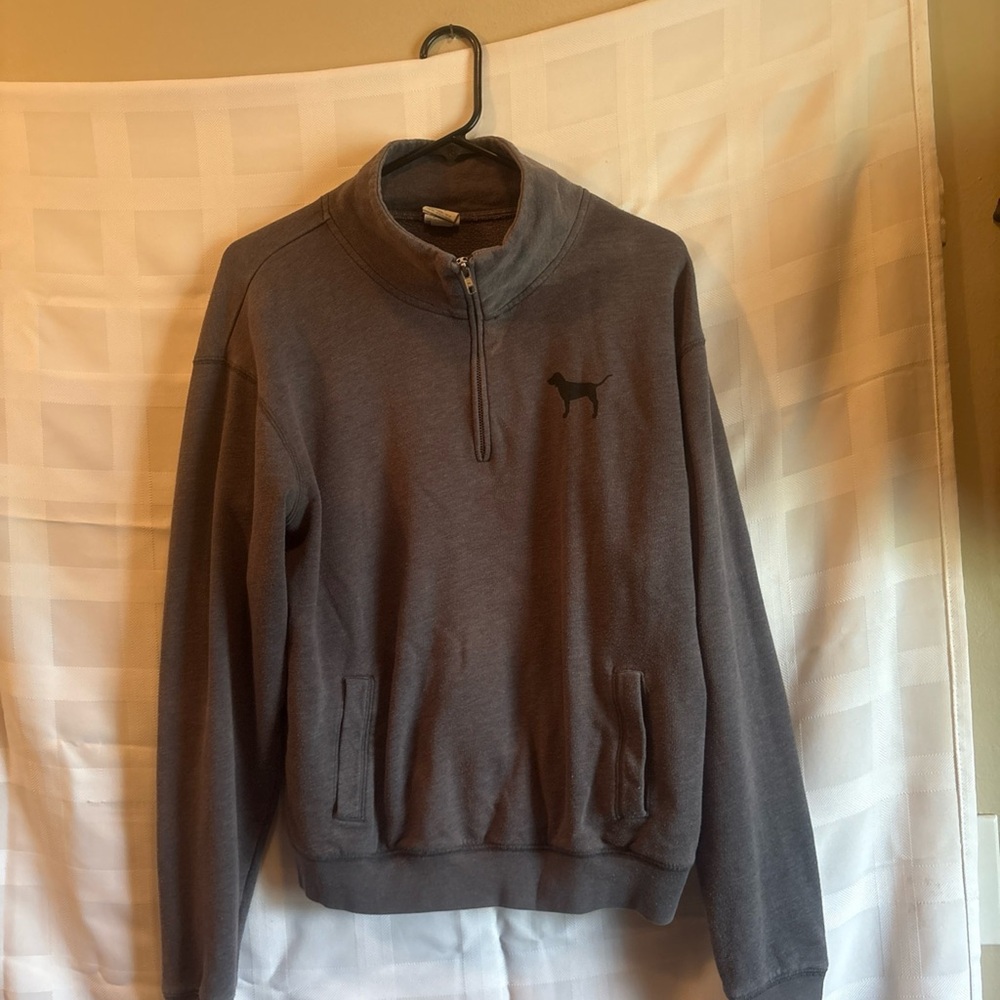 Pink woman’s Gray pullover